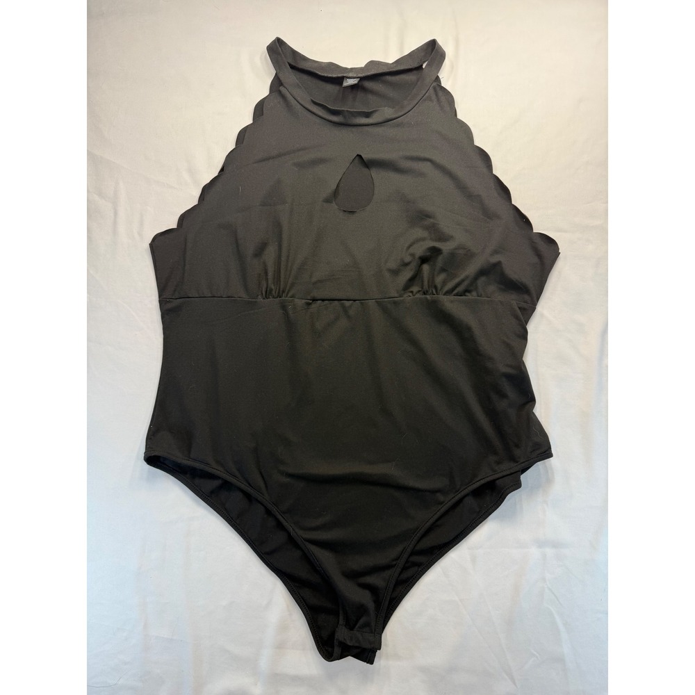 SHEIN Curve Womens Scallop Trim Keyhole Bodysuit Black Sleeveless Top 4XL Plus